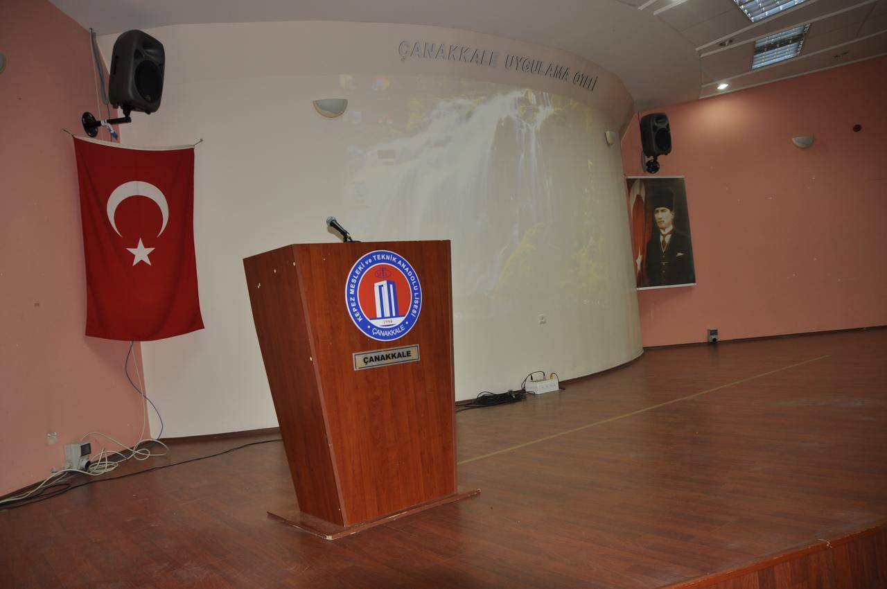 Canakkale Uygulama Oteli̇ Ngoại thất bức ảnh